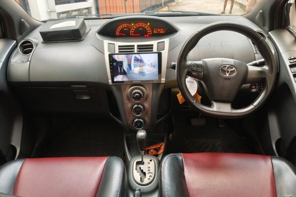 Toyota Yaris S Limited AT 2013