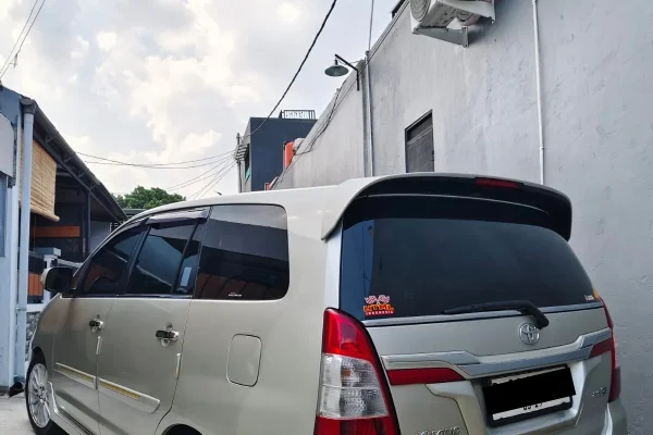 Toyota Innova G 2.0 AT 2014