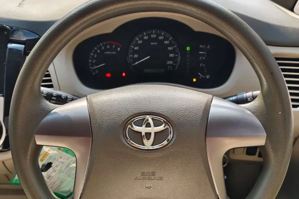 Toyota Innova G 2.0 AT 2014